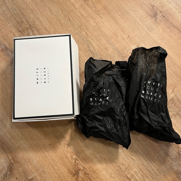 White House Black Market Pumps - Picture 6 of 11